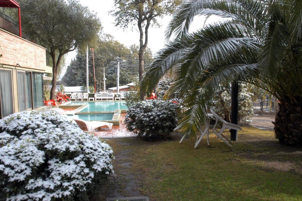 Hotel Costa Azul Cassaffousth Экстерьер фото