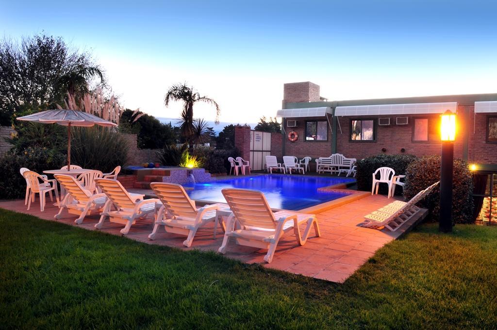 Hotel Costa Azul Cassaffousth Экстерьер фото