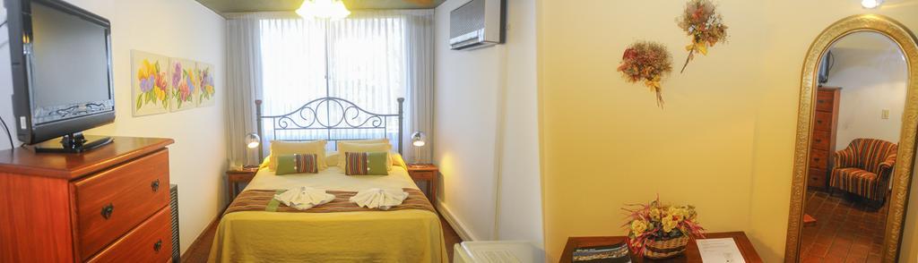 Hotel Costa Azul Cassaffousth Экстерьер фото